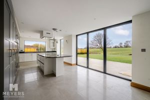 Bright and Light Kitchen / Family Room- click for photo gallery